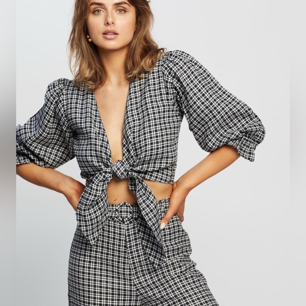 Faithfull the Brand Gingham Jacinta Tie Front Top sz S